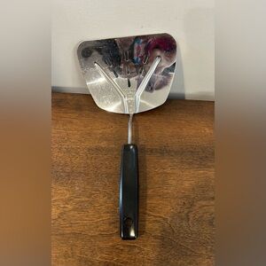Foley Vintage Stainless Steel Spatula Lifter Curved Slotted Flipper 5.25" Wide.